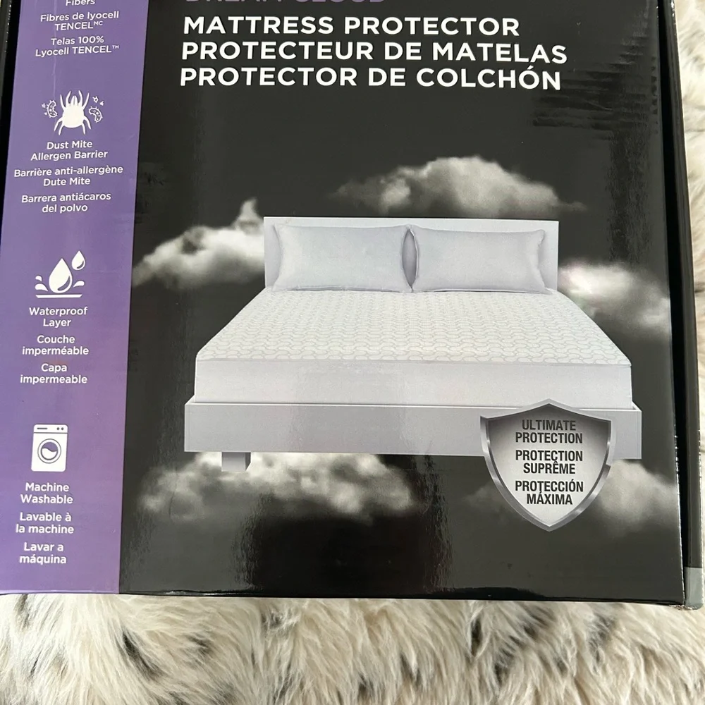 Mattress Protector - White
